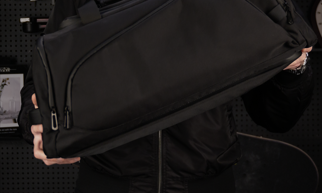 Why Is the ReeYee R1 Cordura Ballistic Nylon Travel Bag Called a True Multi-Functional Backpack?