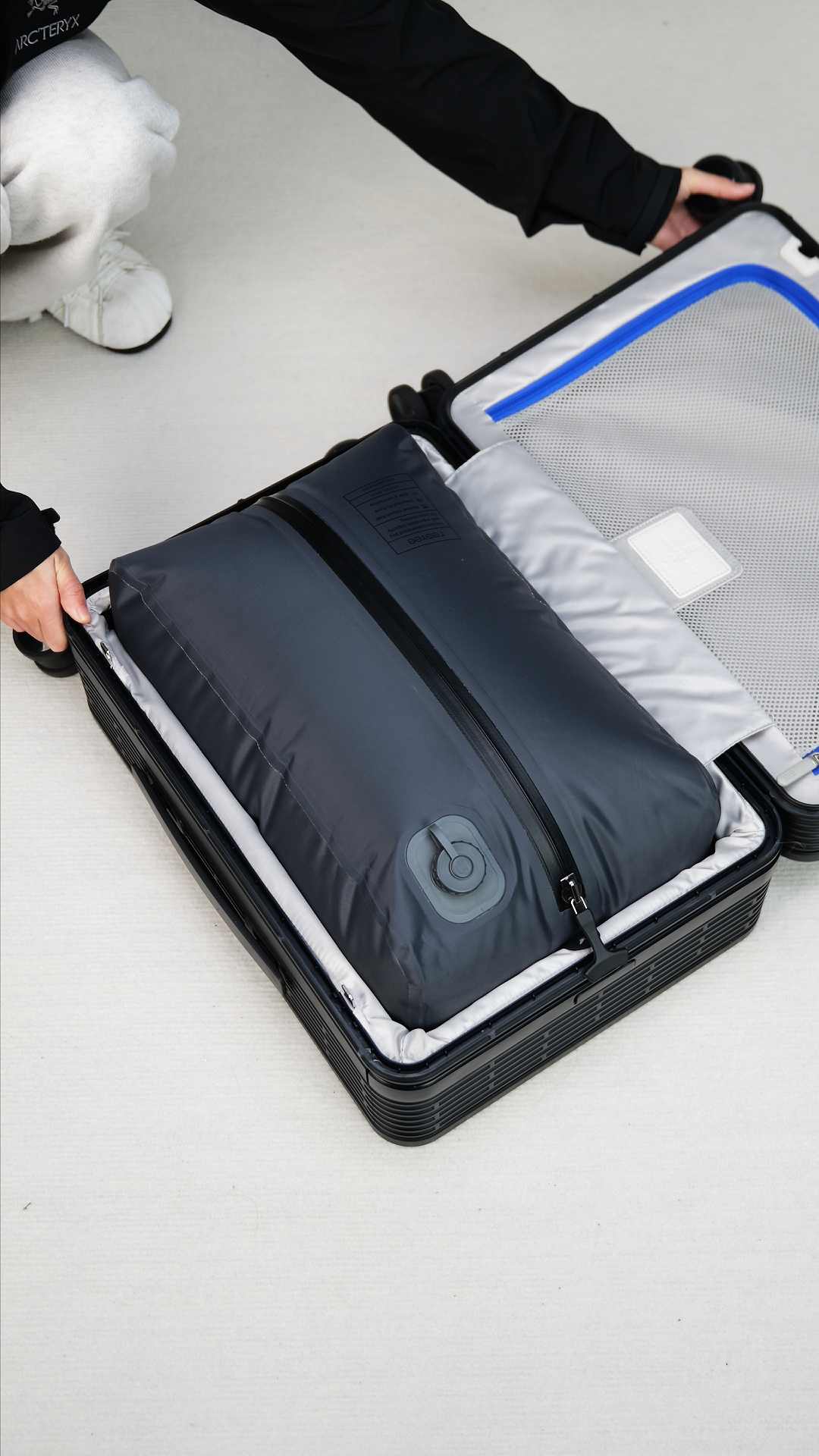 Is Your Suitcase Always Too Small? Compression Storage Bags May Be a Simpler Solution