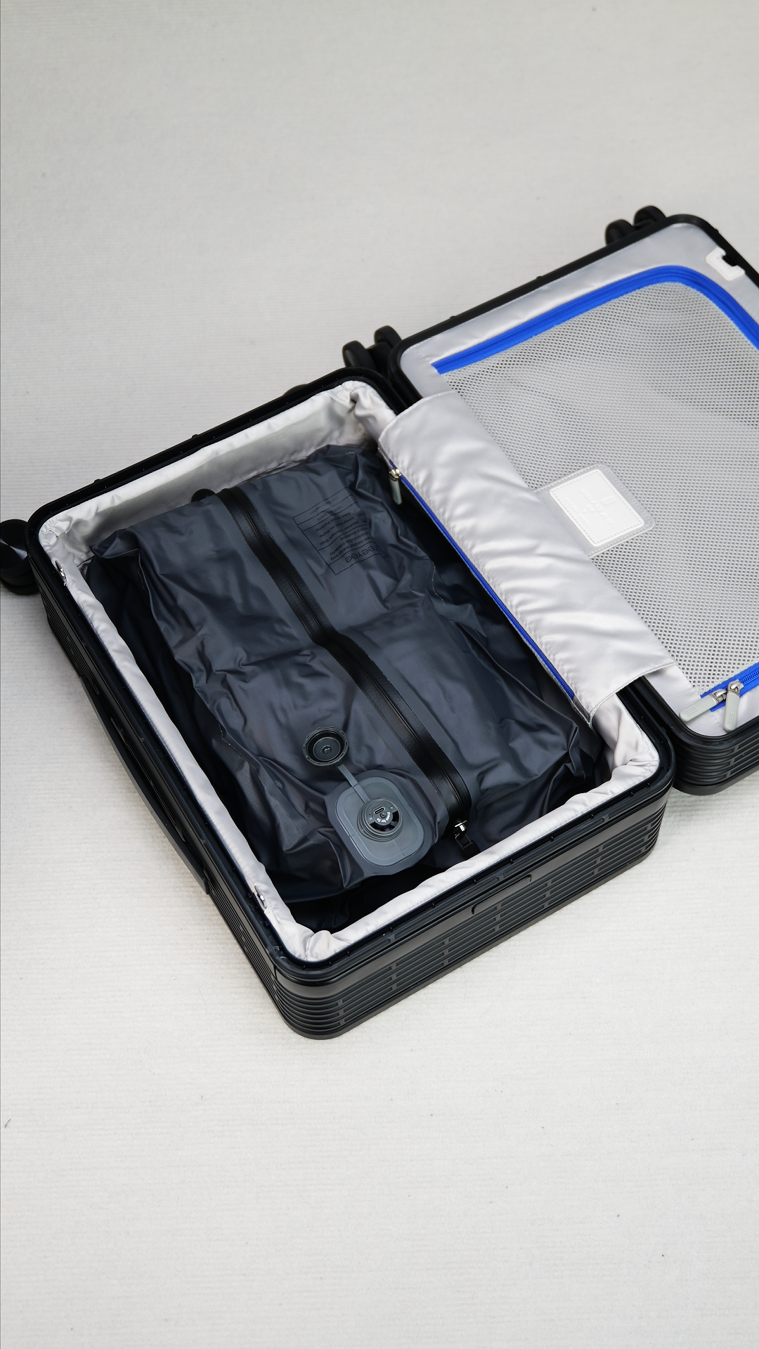 Do Clothing Compression Storage Bags Damage Clothes?