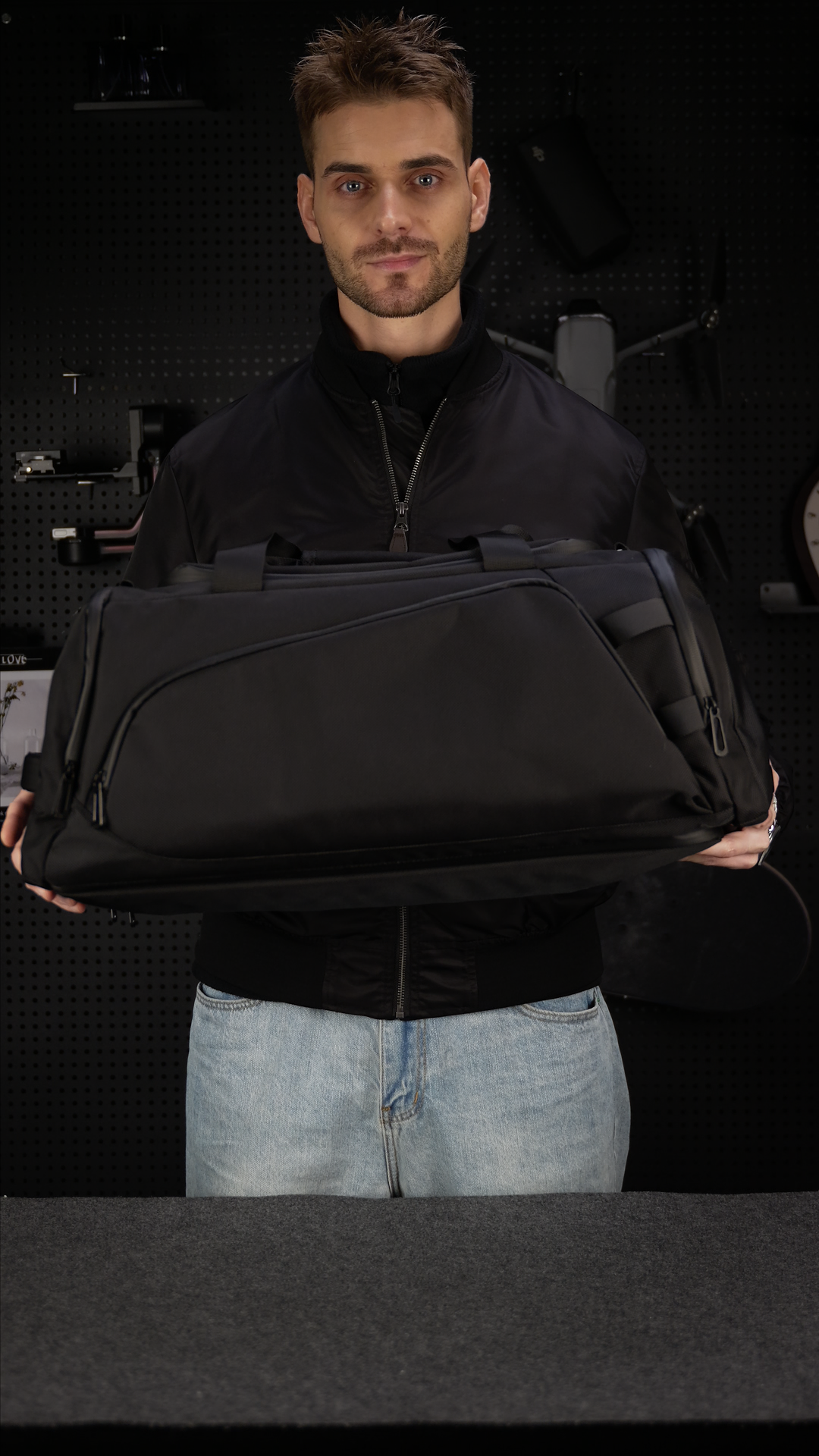 Is 1680D CORDURA® Ballistic Nylon Really More Durable? The ReeYee R1 CORDURA Travel Bag Gives the Answer