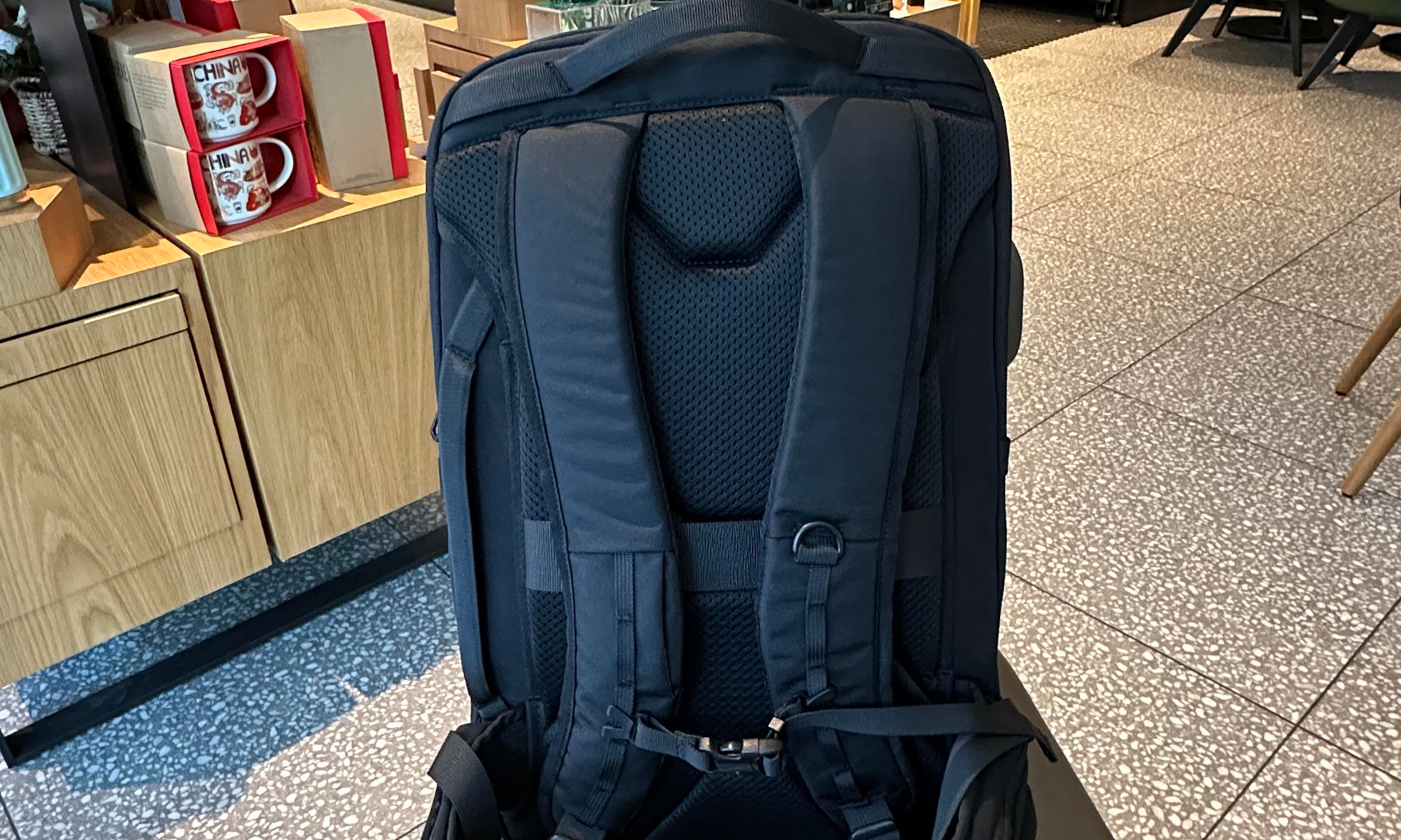 Men's Business Travel Backpack , The Carrying System is the Core