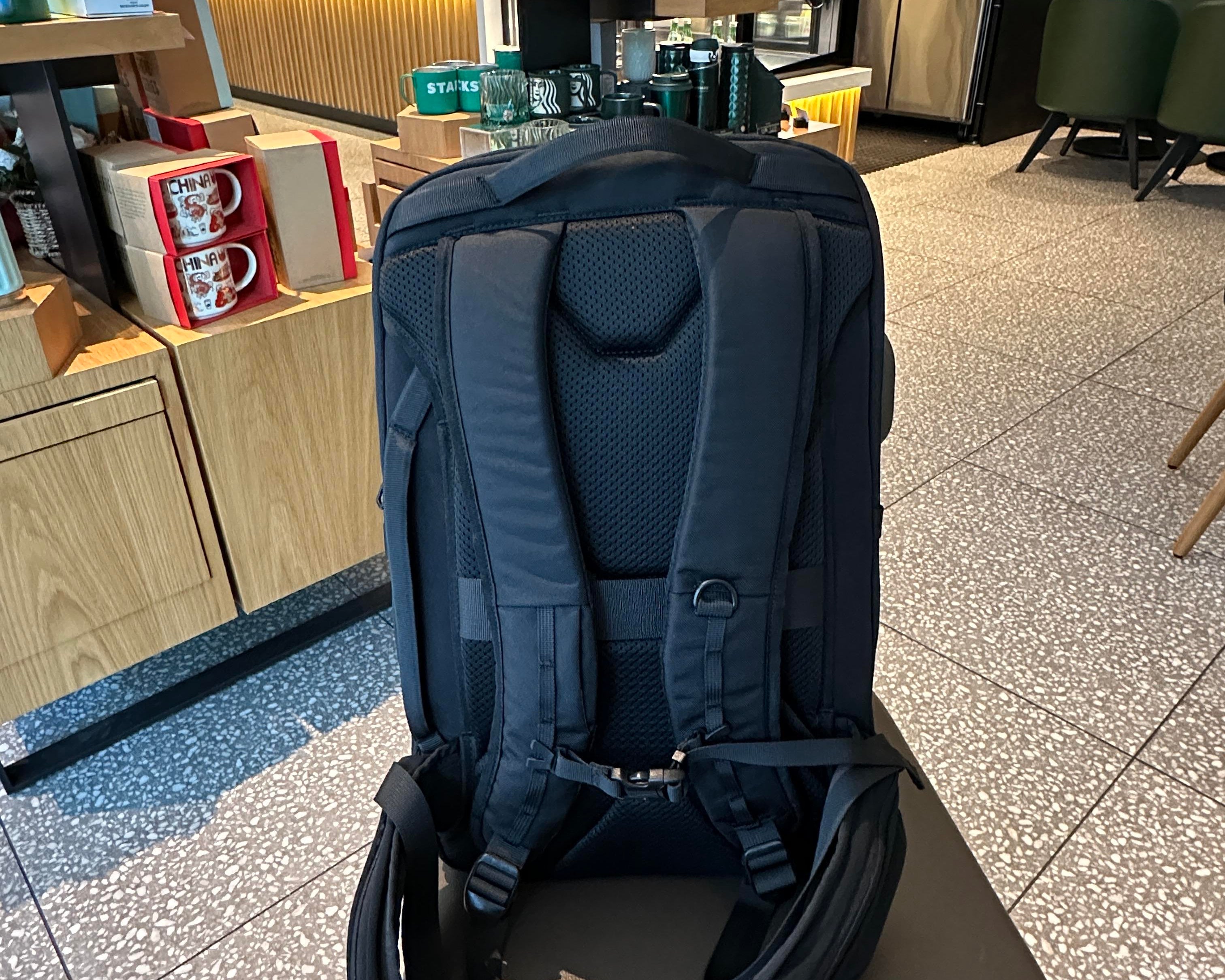 Men's Business Travel Backpack , The Carrying System is the Core