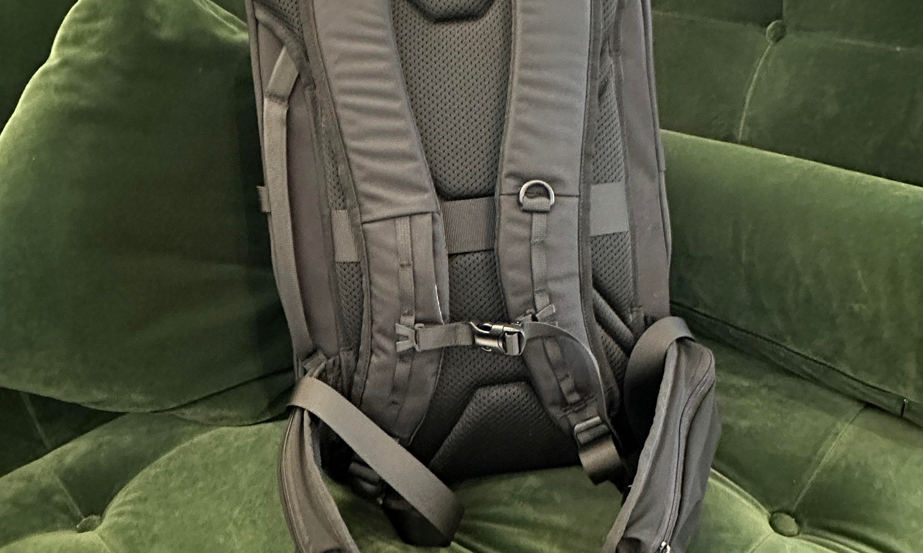 Why the Aurora A1 Backpack, Designed for Travel, Effectively Relieves Carrying Pressure