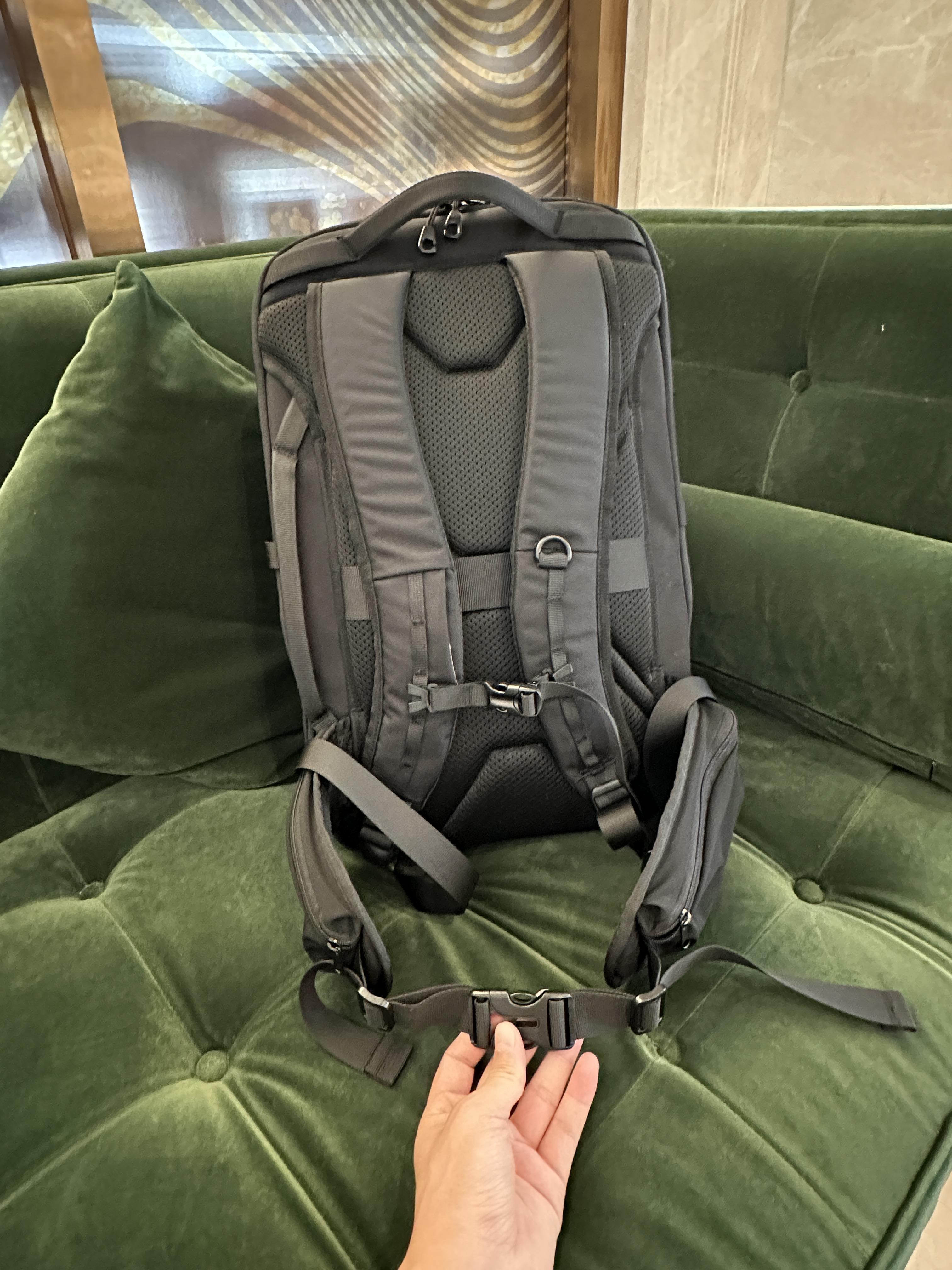 Why the Aurora A1 Backpack, Designed for Travel, Effectively Relieves Carrying Pressure