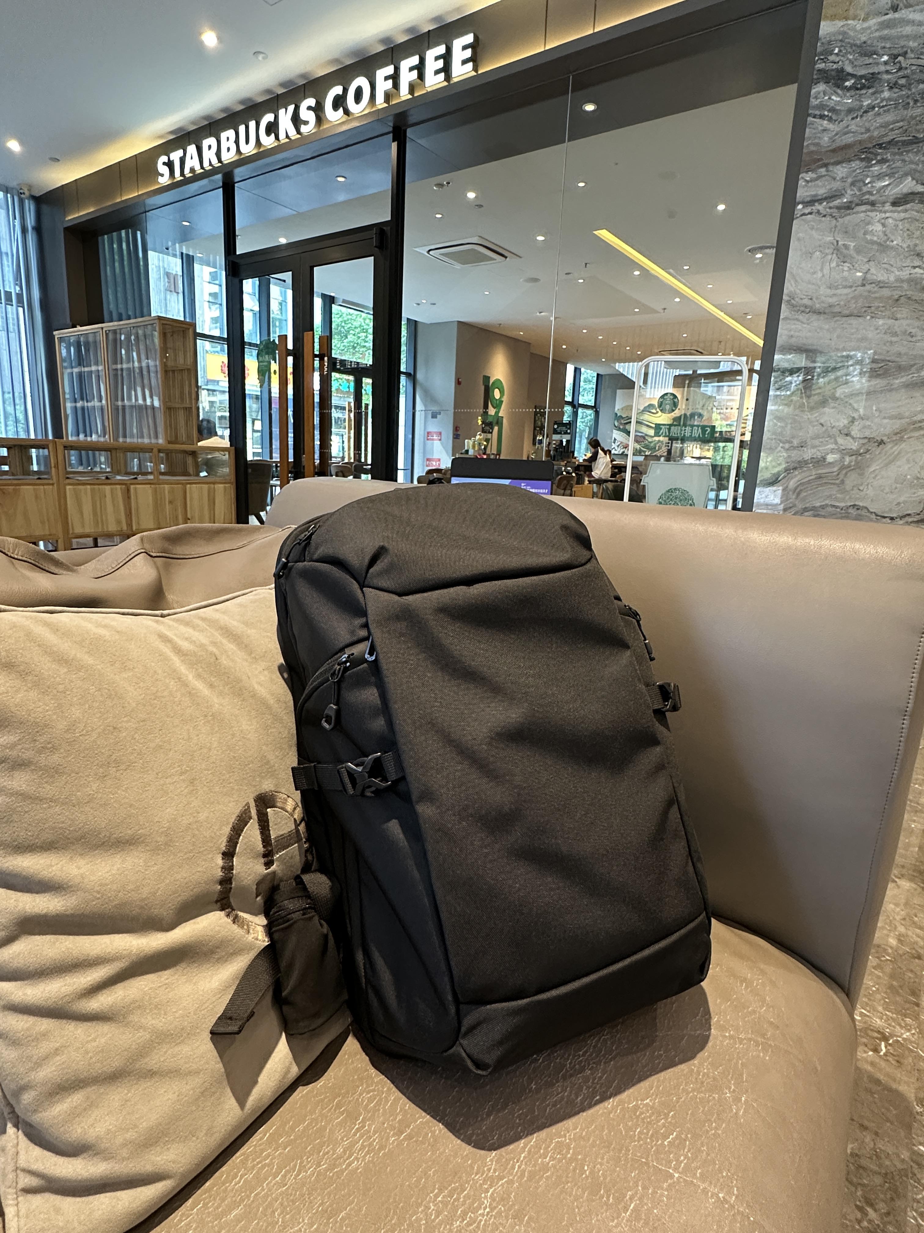 For Men Who Love Traveling but Struggle with Organization, This Backpack is the Right Choice