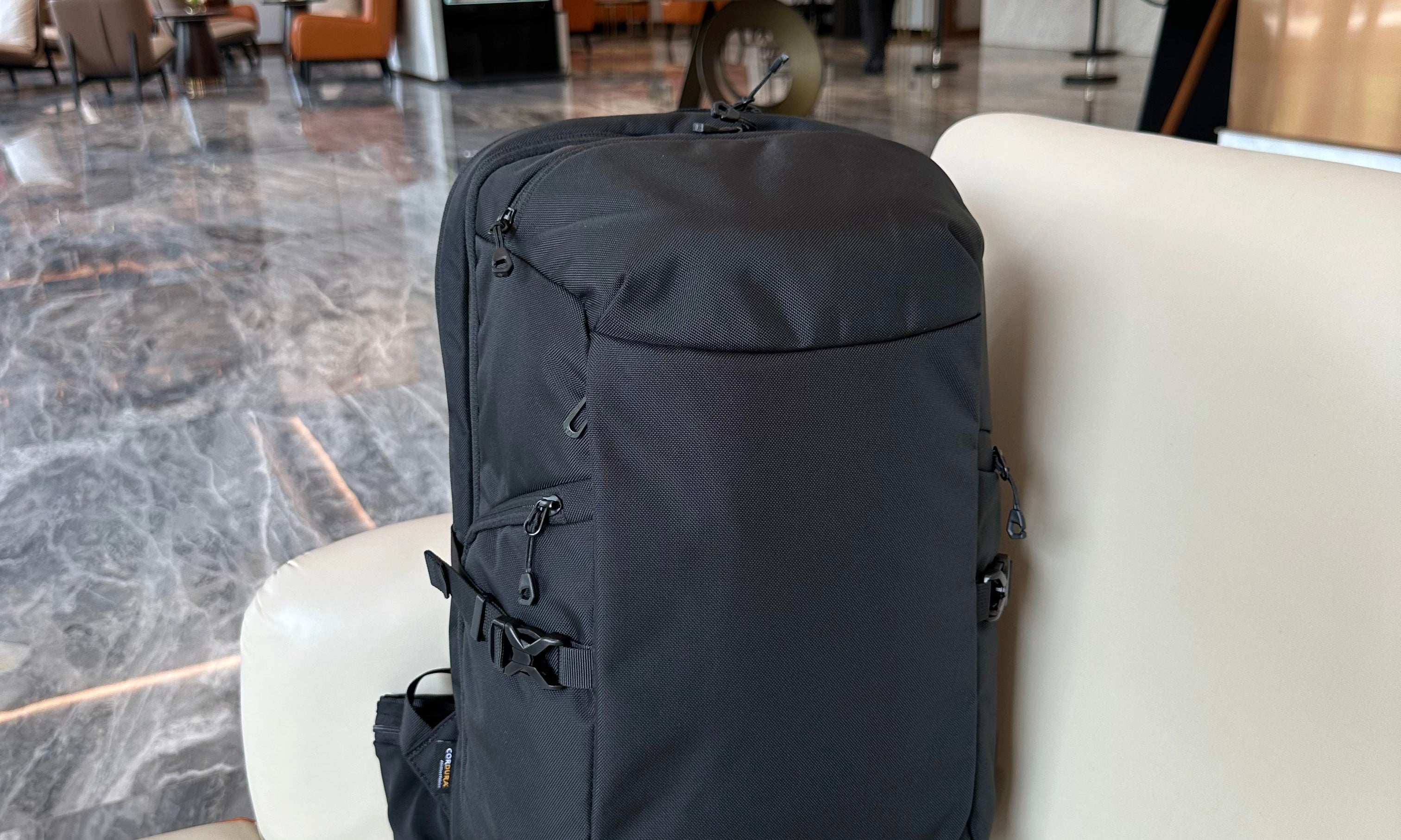 Why does a commuter-and-travel backpack need CORDURA fabric to achieve extreme durability?The ReeYee Aurora A1 backpack gives the answer.