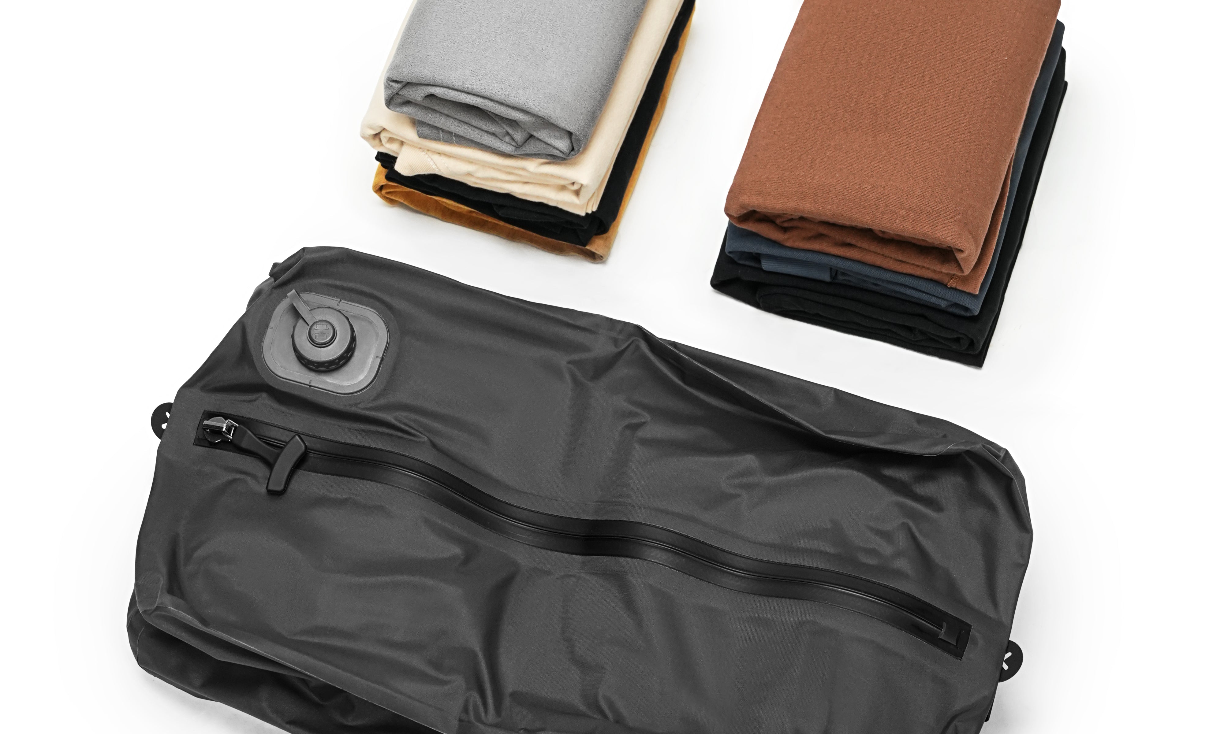 How Useful Is an Electric Vacuum Compression Clothing Storage Bag During Travel?