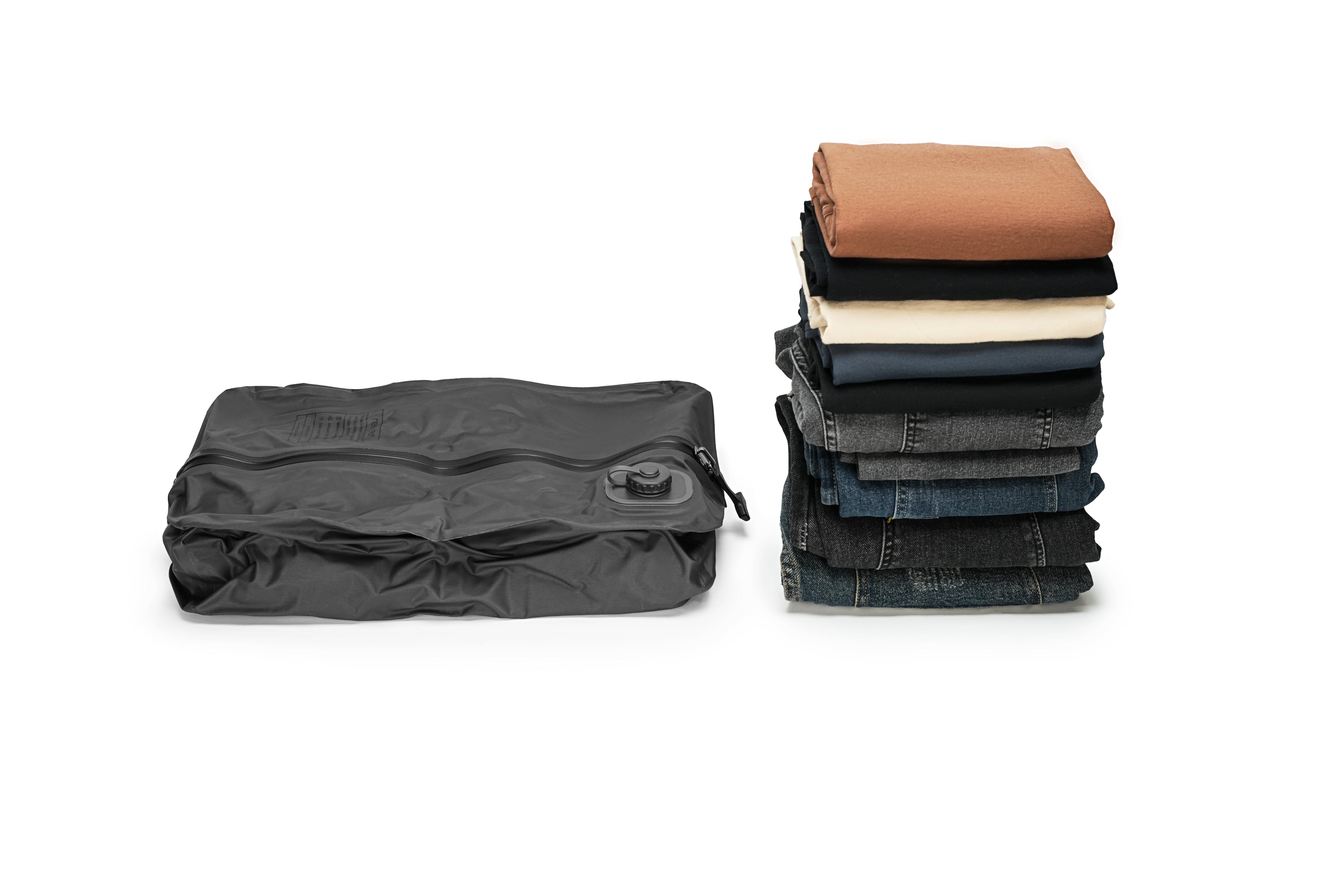 Why Are More and More People Using Electric Vacuum Compression Storage Bags? Are They Really That Useful?