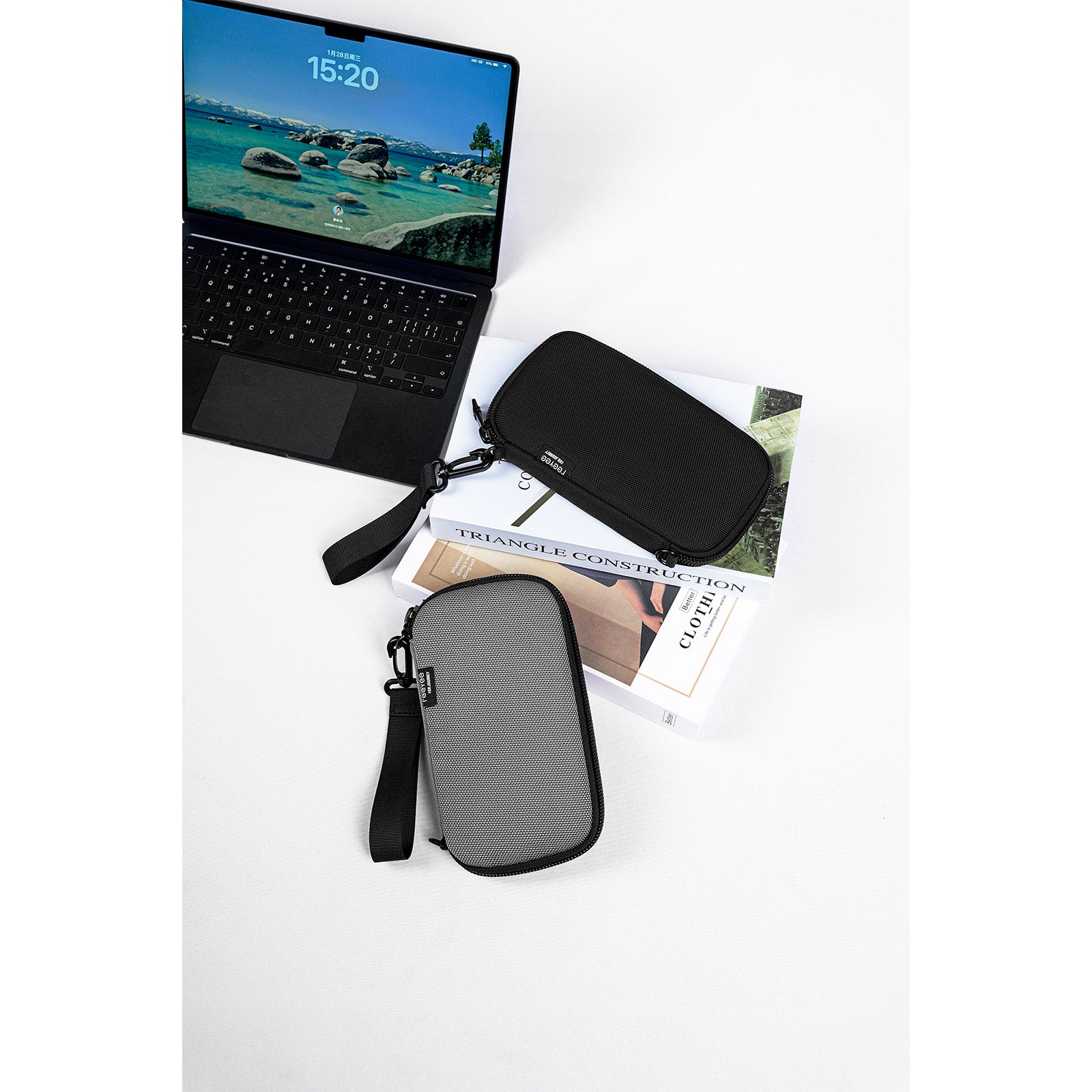 N12 Travel Document Organizer